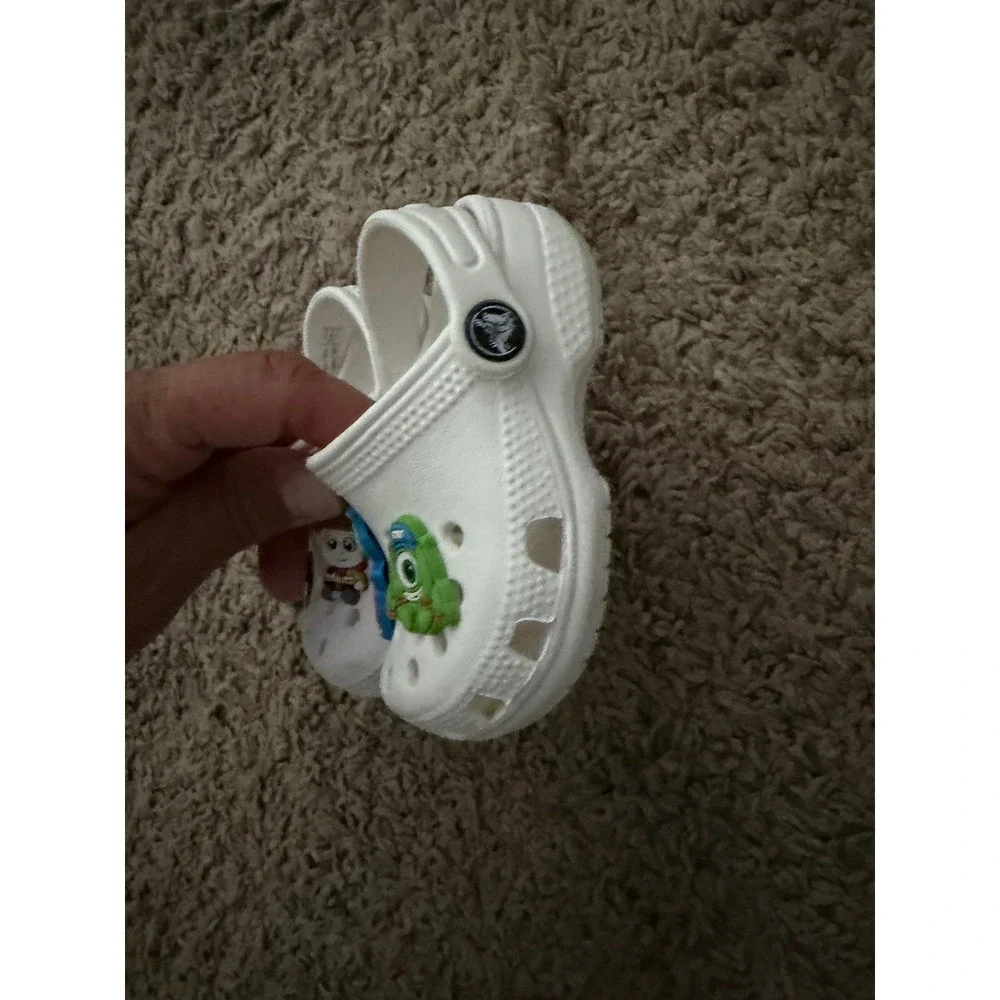 Crocs Toddler Classic Clogs White Toy Story Monsters Inc Charms Size 2/3